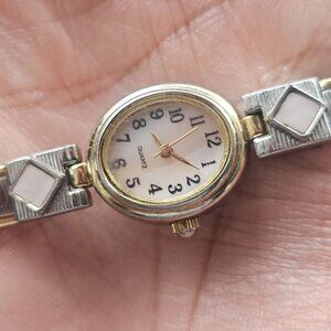 Women Wristwatch Stretched Metal Band Dual Tone Gold/Silver Japan Movt Watch